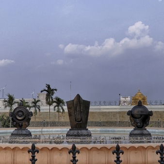Fountain_Behind_Tirumala_Temple_Thumb